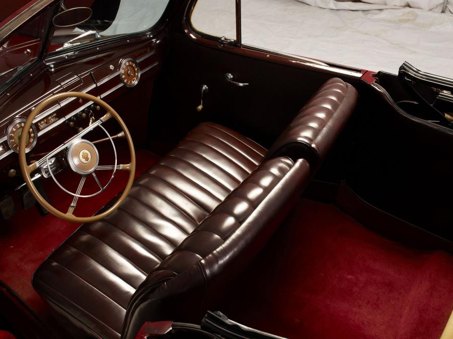  Packard 120 Convertible Coupe 1940 года  (фото 3 из 29)